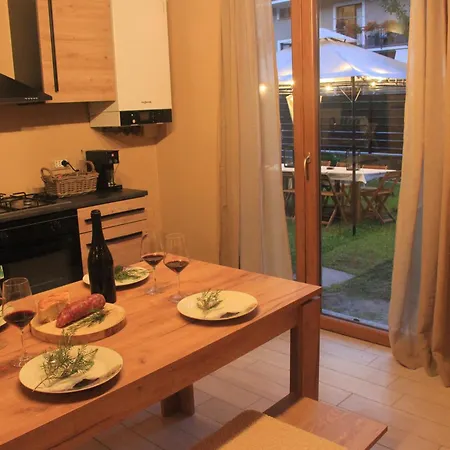 Aglichalet Erbe Montane-vasca Idromassaggio Privata Condivisa Tra I Due Chalet, Con Parcheggio Privato E Colonnina Ricarica Auto Elettrica Con Supplemento *
