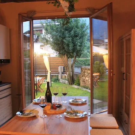 Aglichalet Erbe Montane-vasca Idromassaggio Privata Condivisa Tra I Due Chalet, Con Parcheggio Privato E Colonnina Ricarica Auto Elettrica Con Supplemento Domodossola